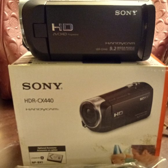 Sony Handycam HDR-CX440